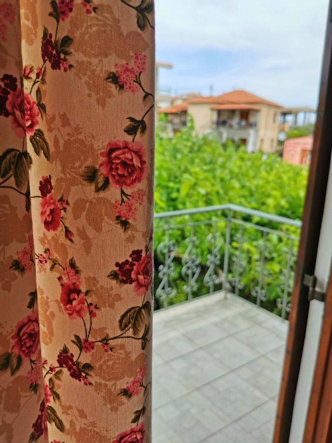 Four Seasons Relaxing Villa Akrata Bagian luar foto
